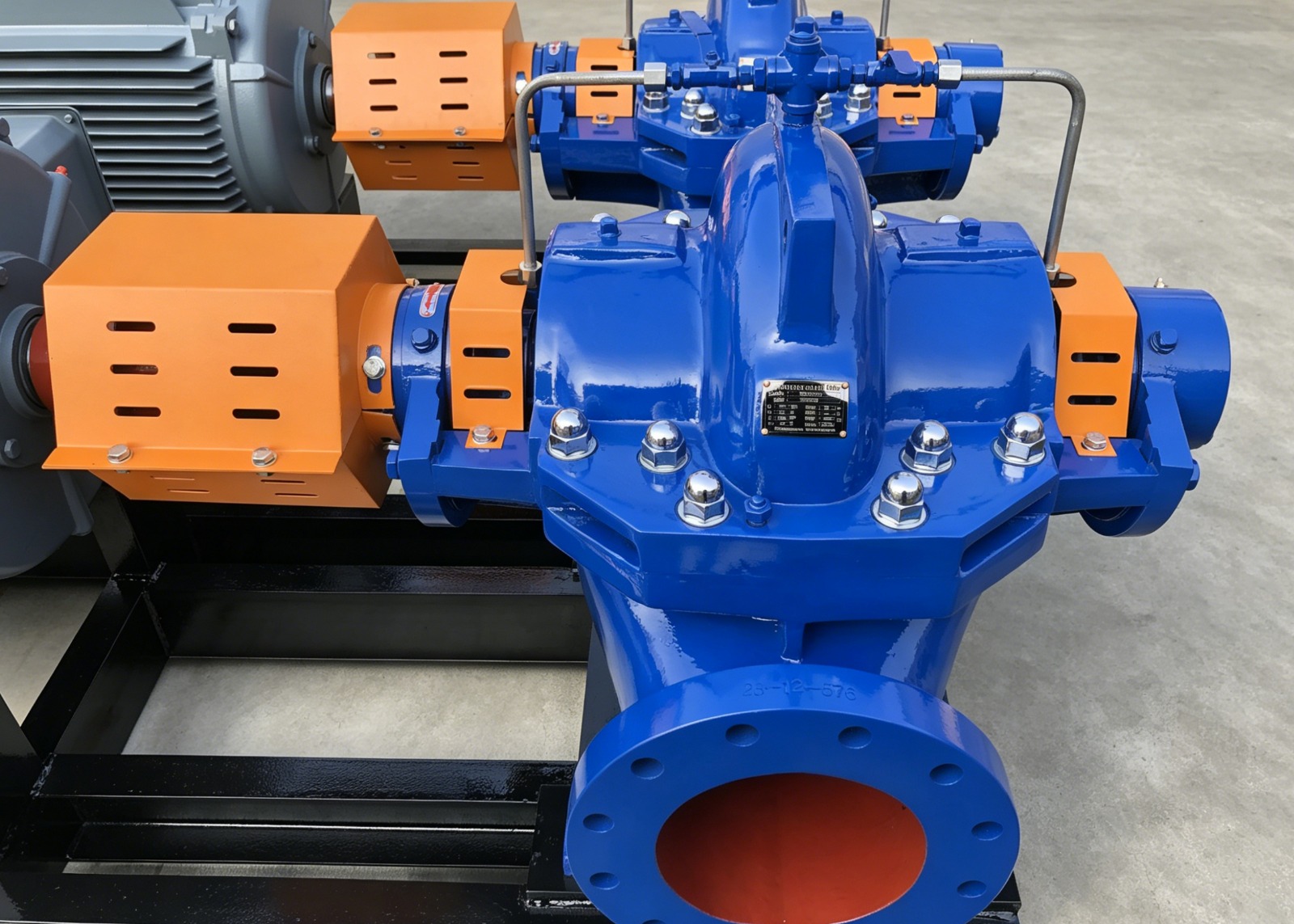 Split-case pump assembly